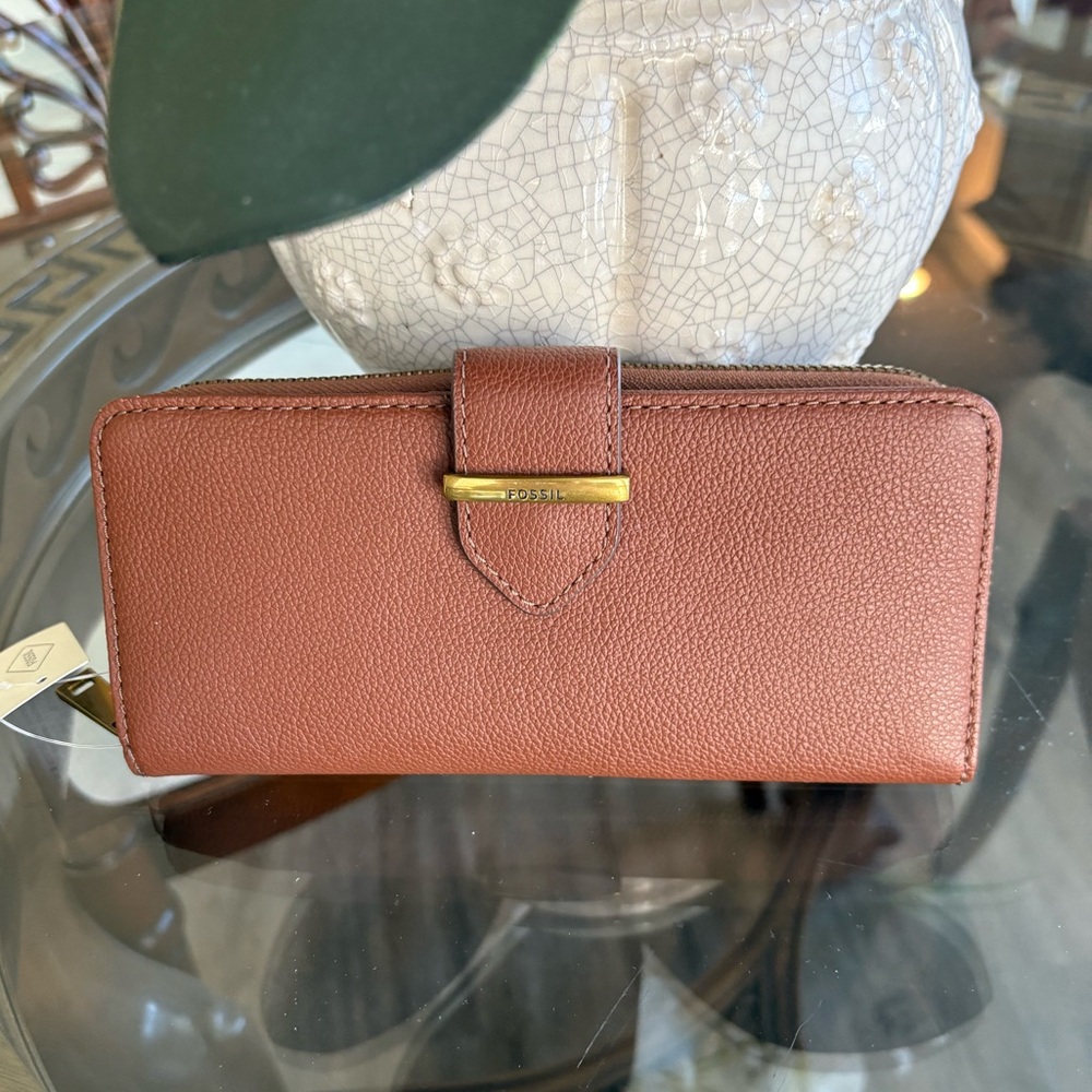 🤎🤎FOSSIL BRYCE MEDIUM BROWN LEATHER CLUTCH/WALLET!🤎🤎